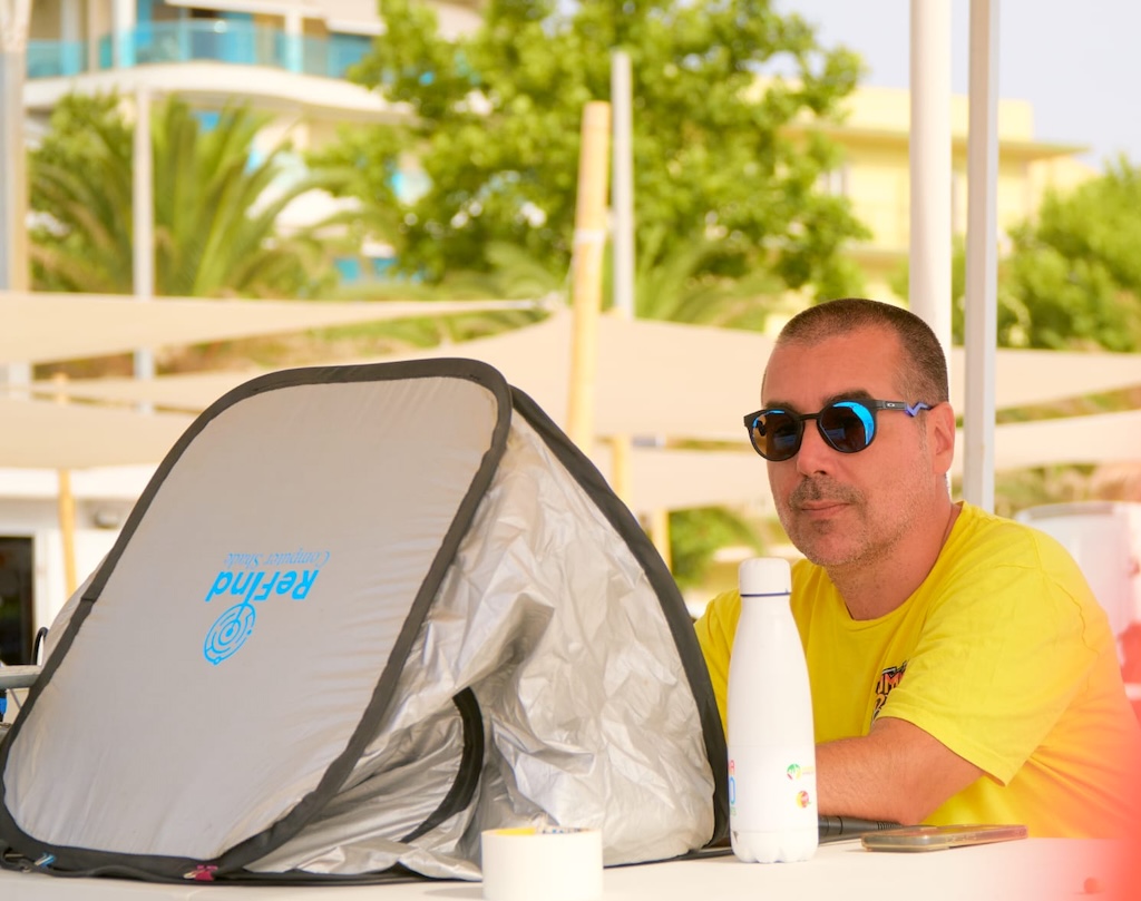 Giuseppe Baratta speaker del Summer Beach di Alghero beach volleyball