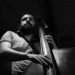 Venerdì a Prossedi con Vicoli della Cultura: arte, musica, teatro e spettacoli nel cuore del borgo. Sabato sarà Vicoli di Notte Vicoli della Cultura a Prossedi 2026 un musicista