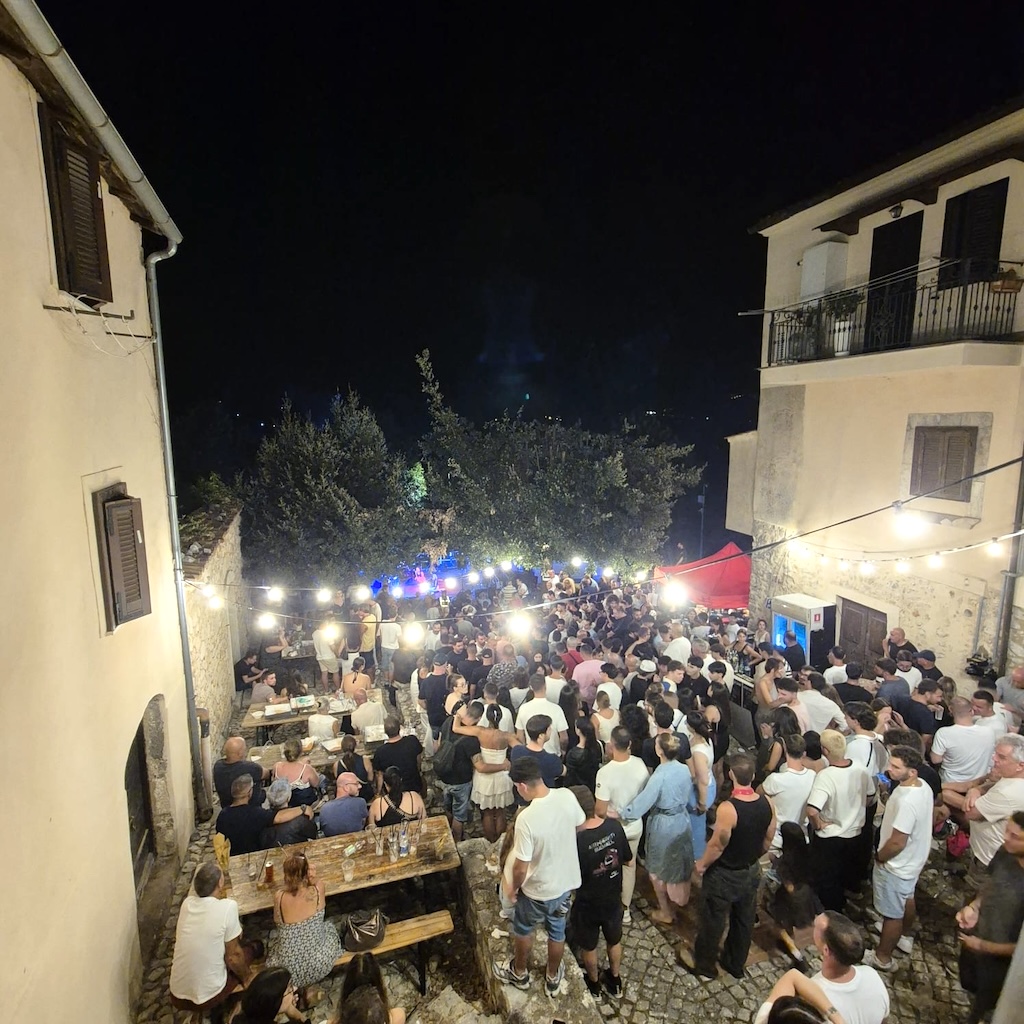 Prossedi, si chiude un’estate di eventi e partecipazione: Vicoli di Notte chiude una stagione di grande successo Prossedi, si chiude un’estate di eventi e partecipazione: Vicoli di Notte chiude una stagione di grande successo
